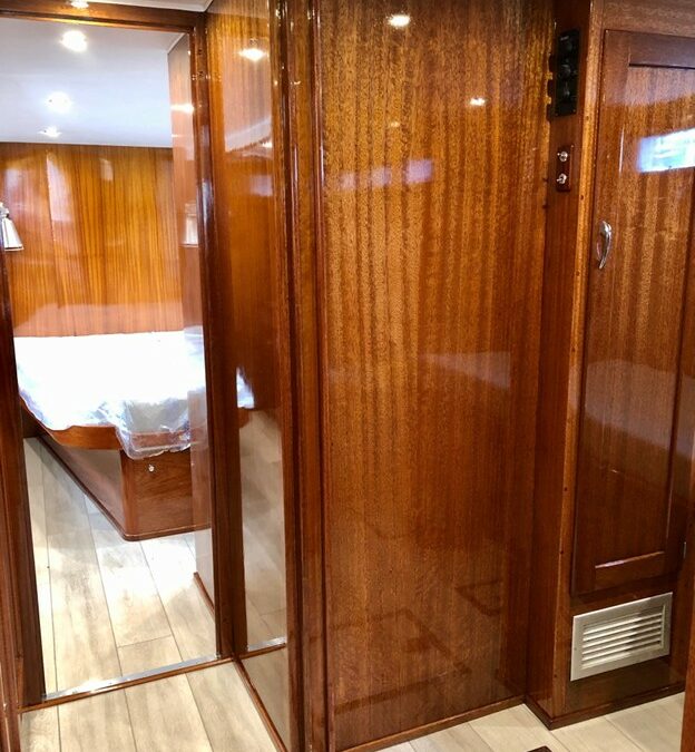 Interior Varnish 57′ Chris Craft Constellation